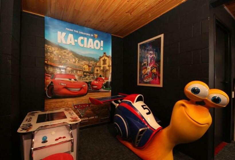 בית מלון כפרי Lakeside Falls Creek