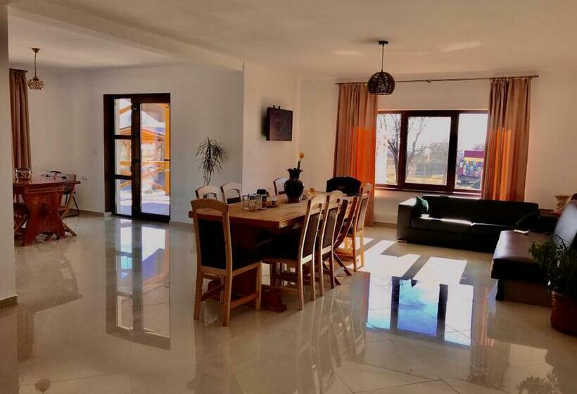 Hotel Plai Dobrogean