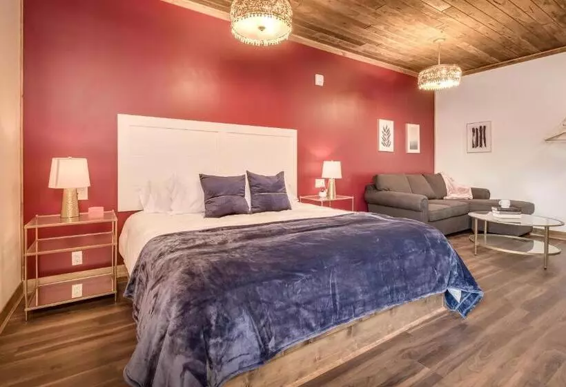 ホテル The Port Of Prescott Boutique