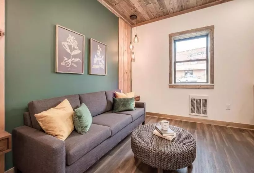 ホテル The Port Of Prescott Boutique