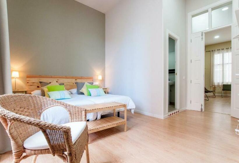 ホテル Urban Suites