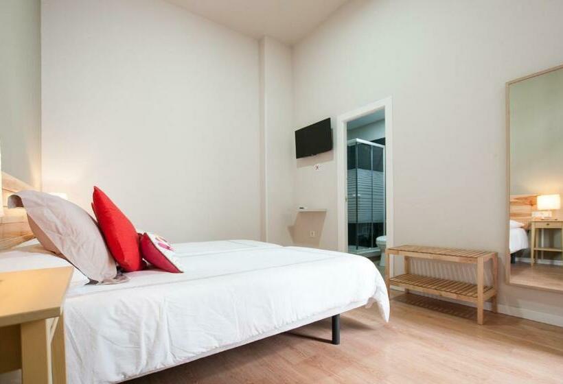 ホテル Urban Suites