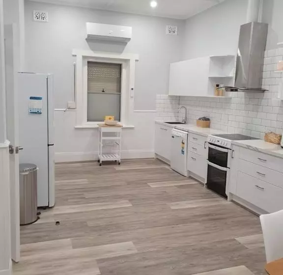 Motelli The Bend Abode