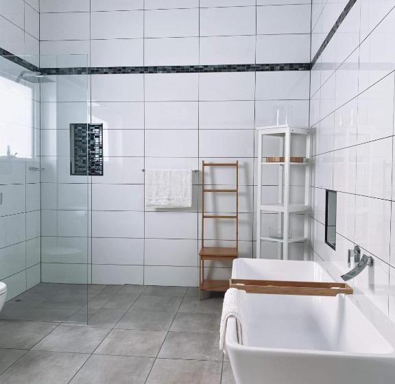 Motel The Bend Abode