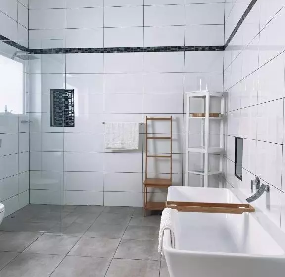 Motelli The Bend Abode