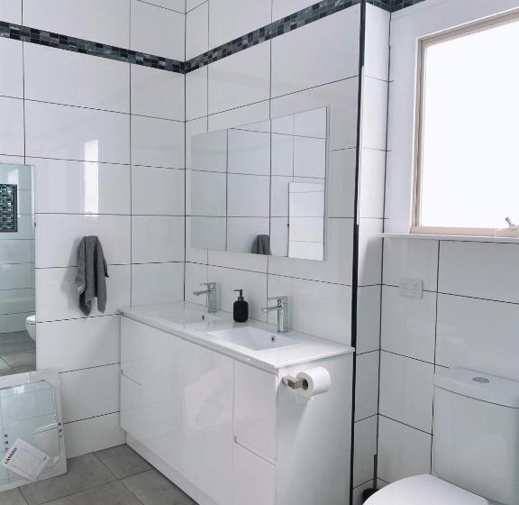 Motel The Bend Abode