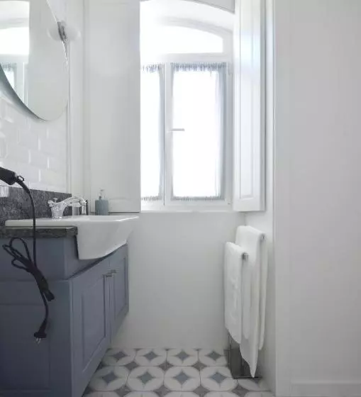 پانسیون A Botoeira Da Praça Guest House