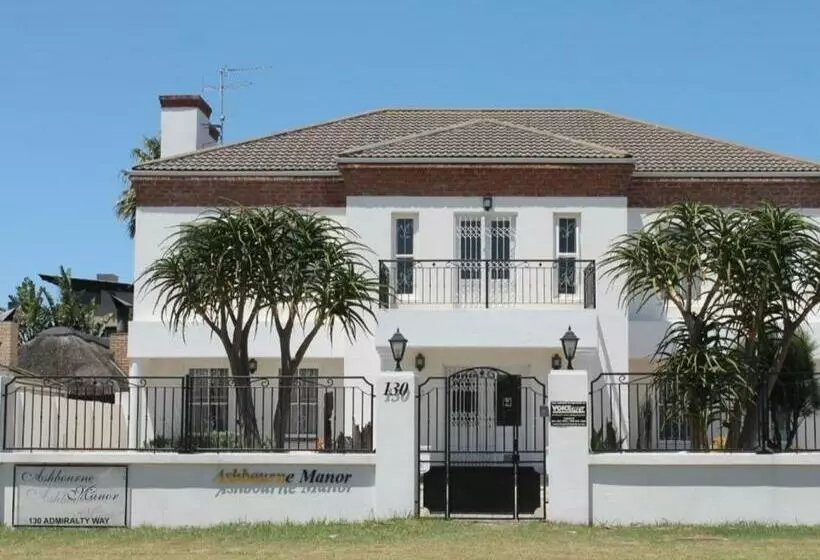 ペンション Ashbourne Manor