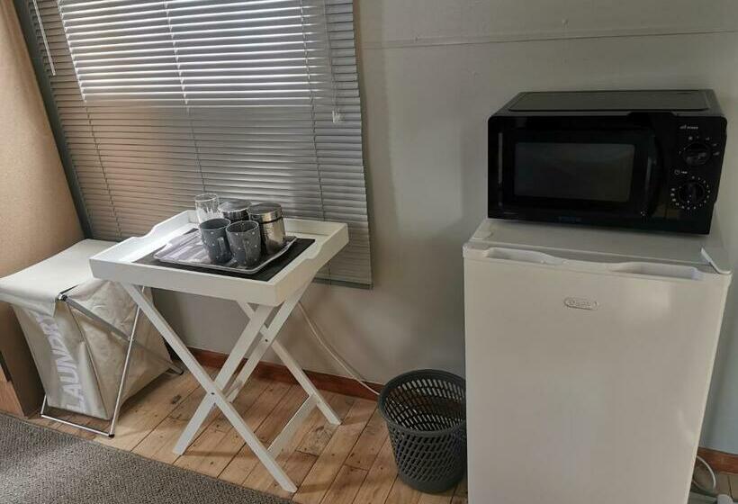 פנסיון Kameeldoring Guest House