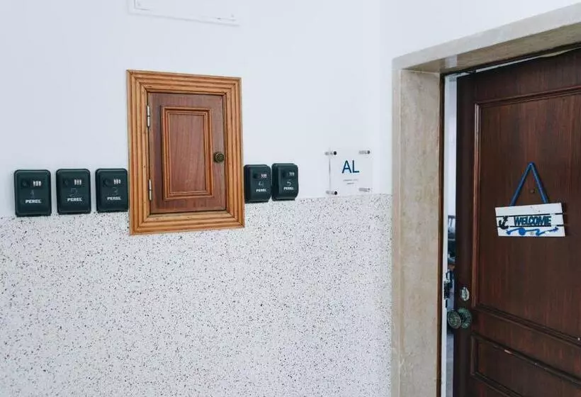 ペンション Ocean Guesthouse Peniche