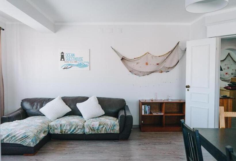 پانسیون Ocean Guesthouse Peniche