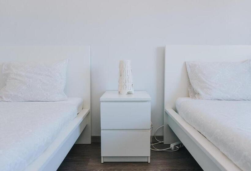 پانسیون Ocean Guesthouse Peniche