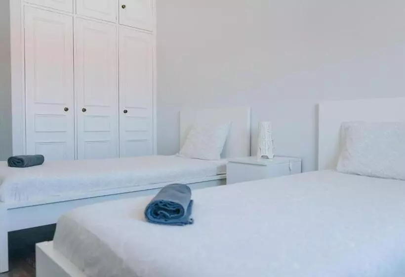 ペンション Ocean Guesthouse Peniche