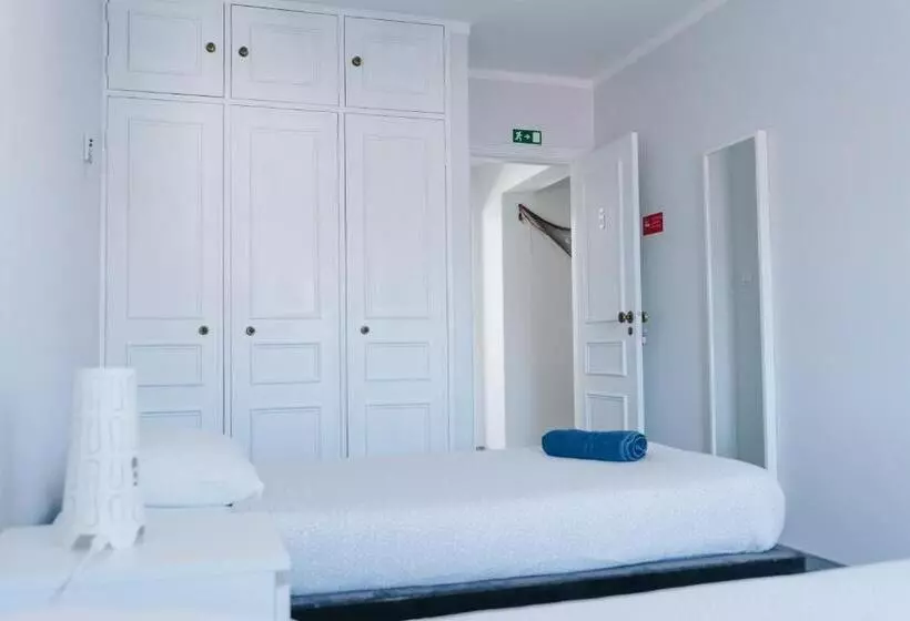 ペンション Ocean Guesthouse Peniche