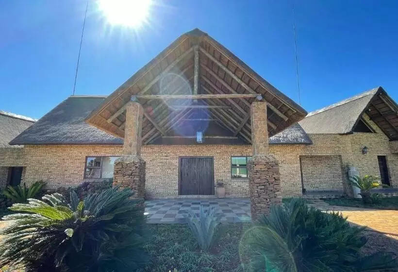 ペンション The Vaal Guesthouse