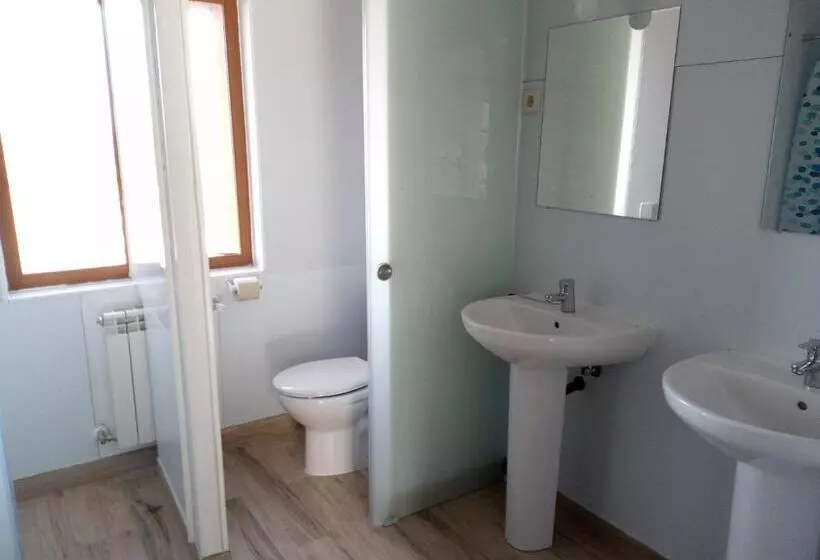 Albergue Fresno De Cantespino   La Tormenta