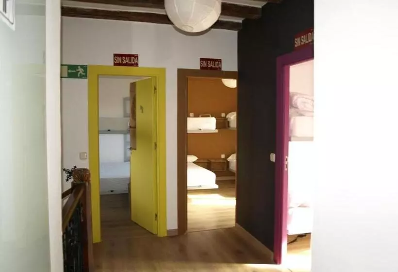 Albergue Fresno De Cantespino   La Tormenta