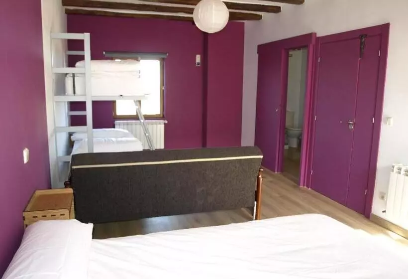 Albergue Fresno De Cantespino   La Tormenta