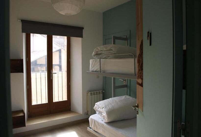 Albergue Fresno De Cantespino   La Tormenta