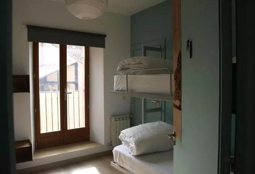 Albergue Fresno De Cantespino   La Tormenta