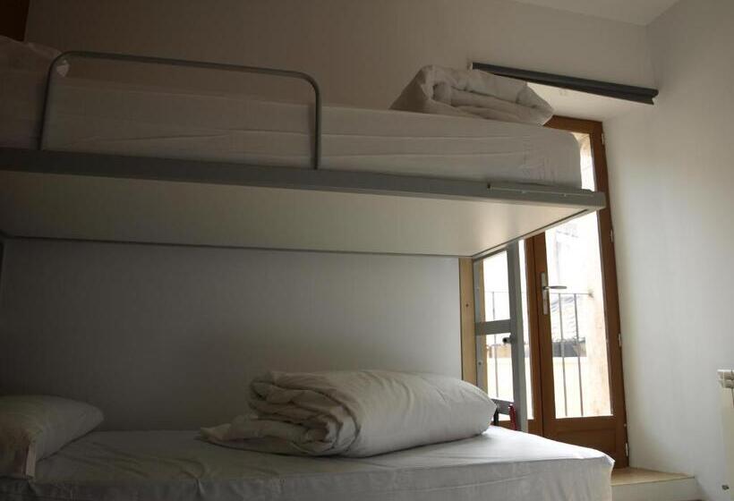 Albergue Fresno De Cantespino   La Tormenta