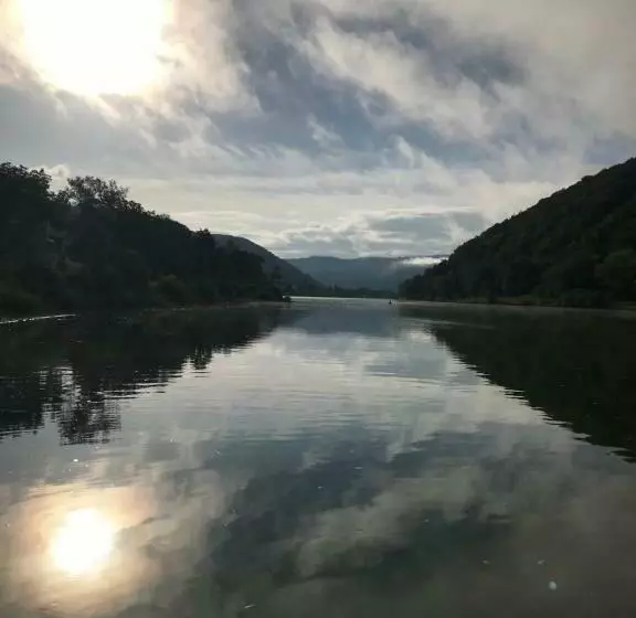 Aamiaismajoitus (B&B) Das Moselhaus