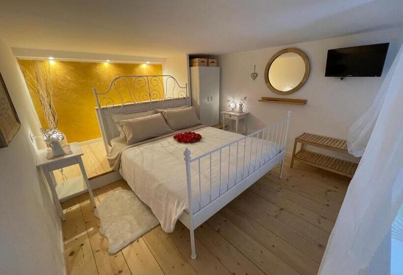 Bed and Breakfast Dimore Chialè