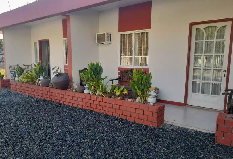 Aamiaismajoitus (B&B) Doroteo S Transient House