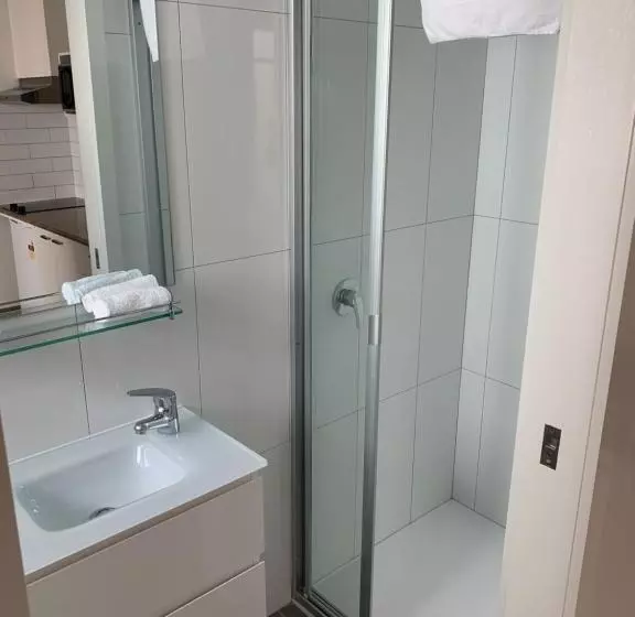 Bendigo High St Apartments With King Bed Courtyard Kitchen Refurbished 2022