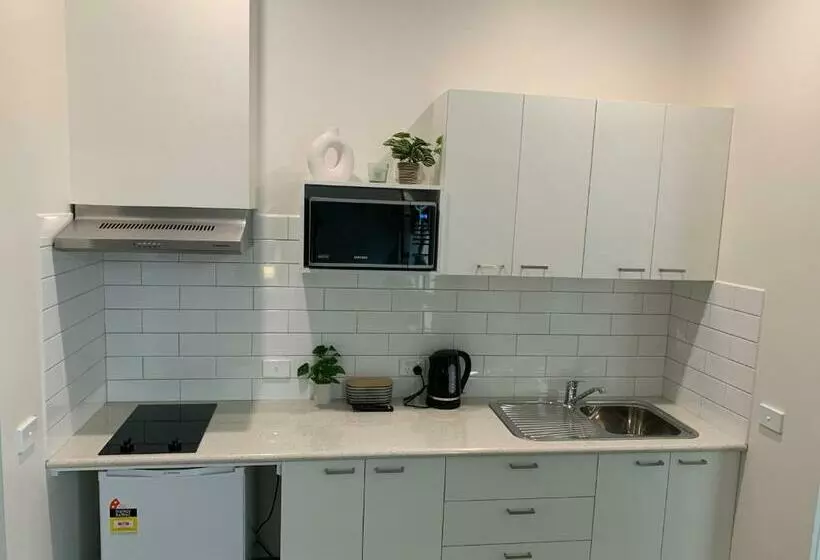 Bendigo High St Apartments With King Bed Courtyard Kitchen Refurbished 2022