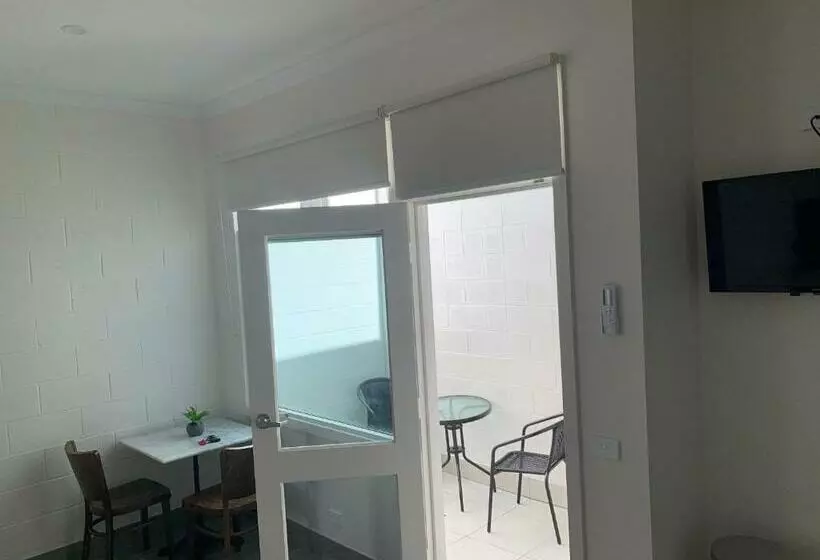 Bendigo High St Apartments With King Bed Courtyard Kitchen Refurbished 2022