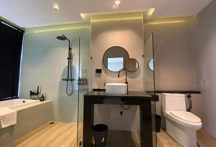 M2 Hotel Waterside