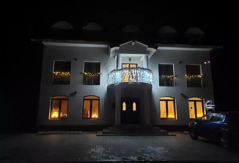 ペンション Aristocat Hotels Rasnov