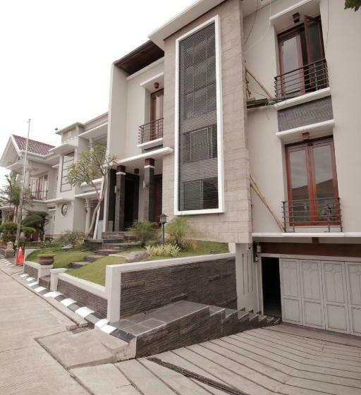 Panzió Stay Inn Pasteur Bandung, Husein Sastranegara Airport