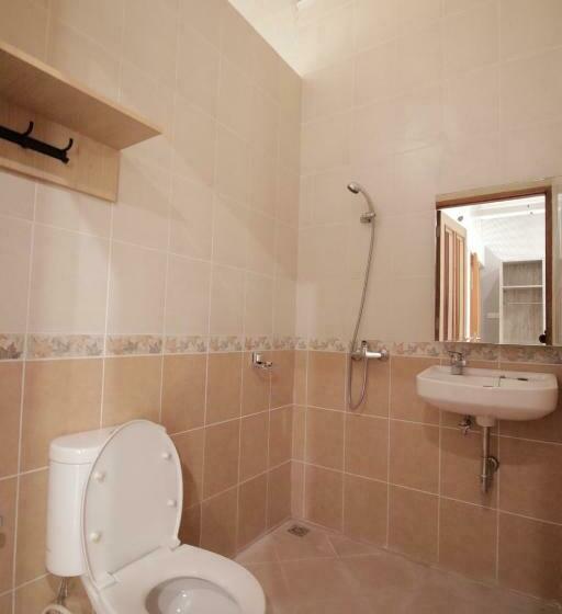 Panzió Stay Inn Pasteur Bandung, Husein Sastranegara Airport