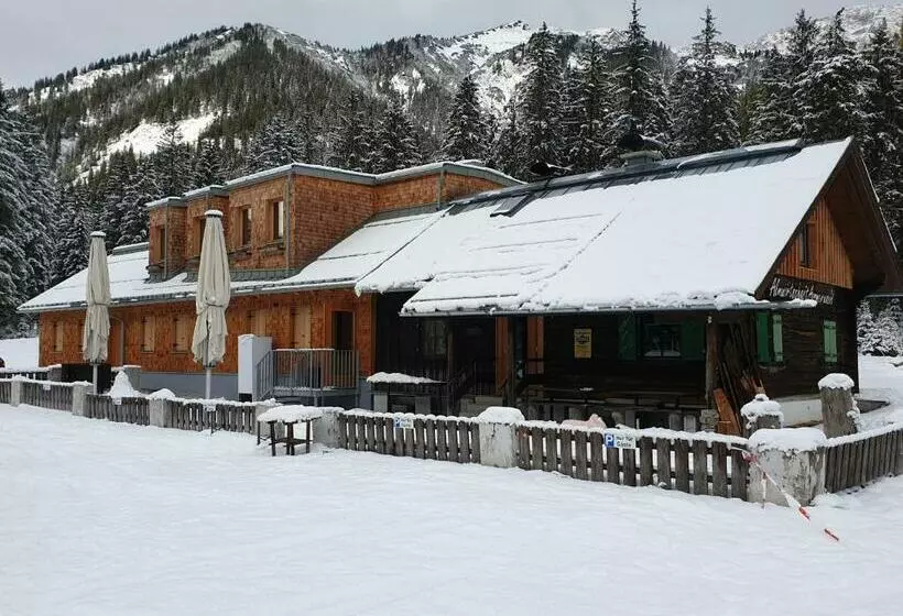 ユースホステル Ammerwald Alm
