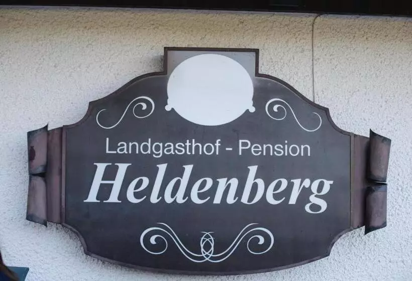 Retkeilymaja Landgasthof Heldenberg