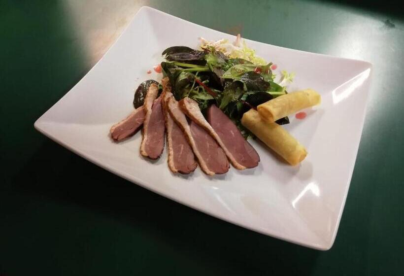 ユースホステル Landgasthof Heldenberg