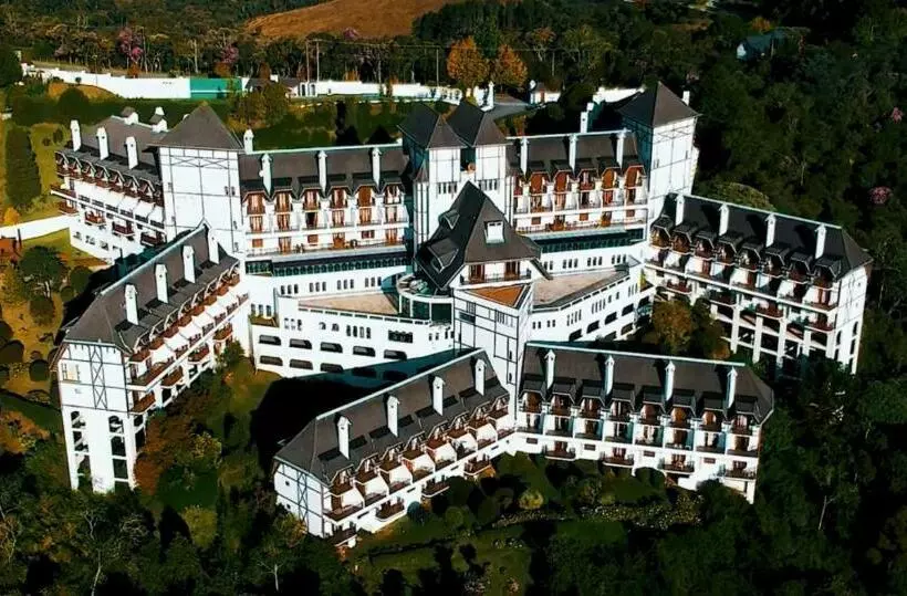 Apartamento Duplex De Luxo Em Campos Do Jordão