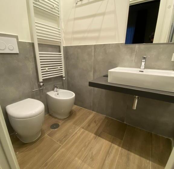 تختخواب و صبحانه Salotto Toledo