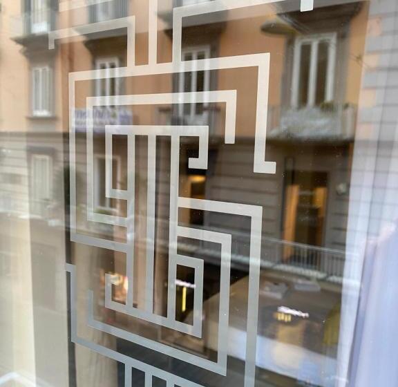 تختخواب و صبحانه Salotto Toledo