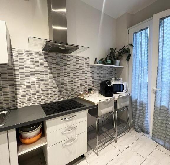 پانسیون Easyrooms One