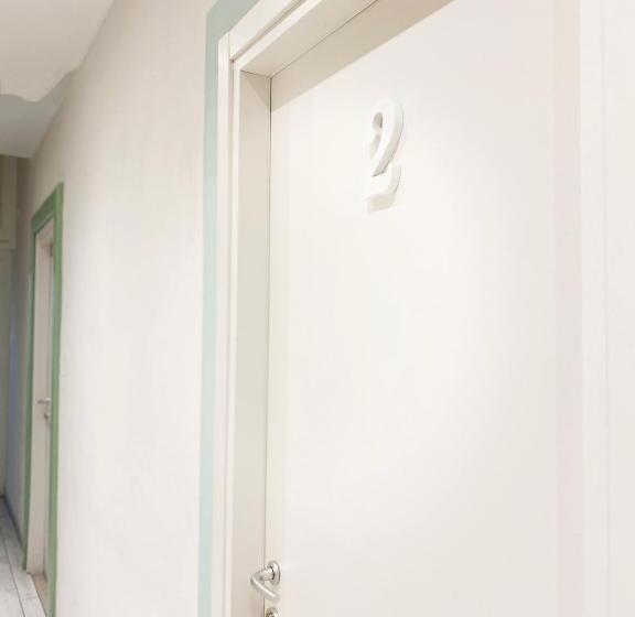 پانسیون Easyrooms One