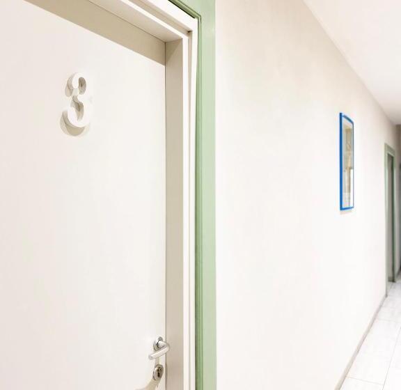 پانسیون Easyrooms One