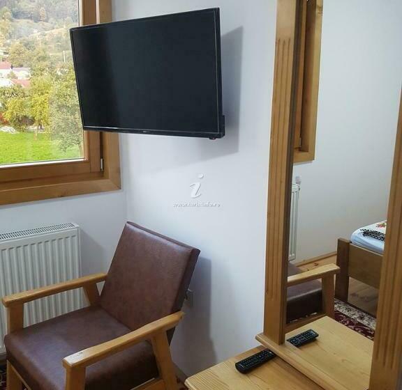 بنسيون Camere De închiriat Floarea Reginei