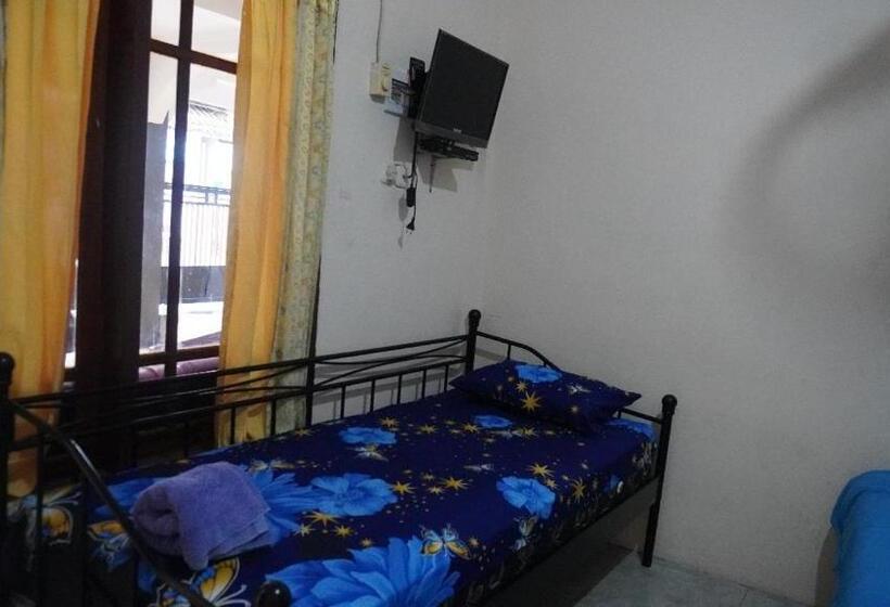 پانسیون Nadyah Syariah Homestay