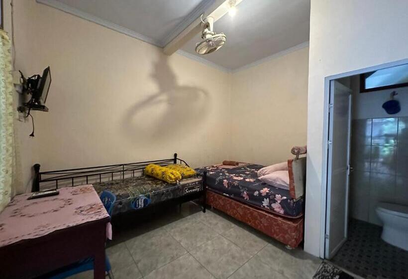 پانسیون Nadyah Syariah Homestay