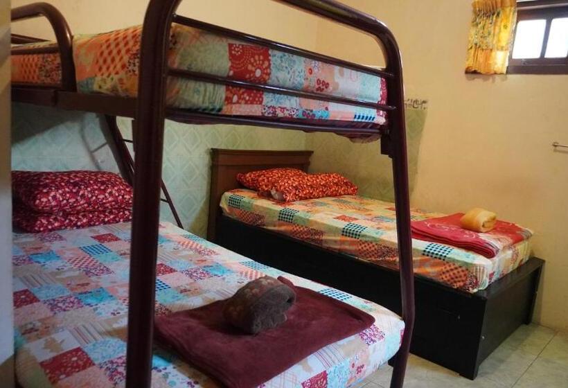 پانسیون Nadyah Syariah Homestay