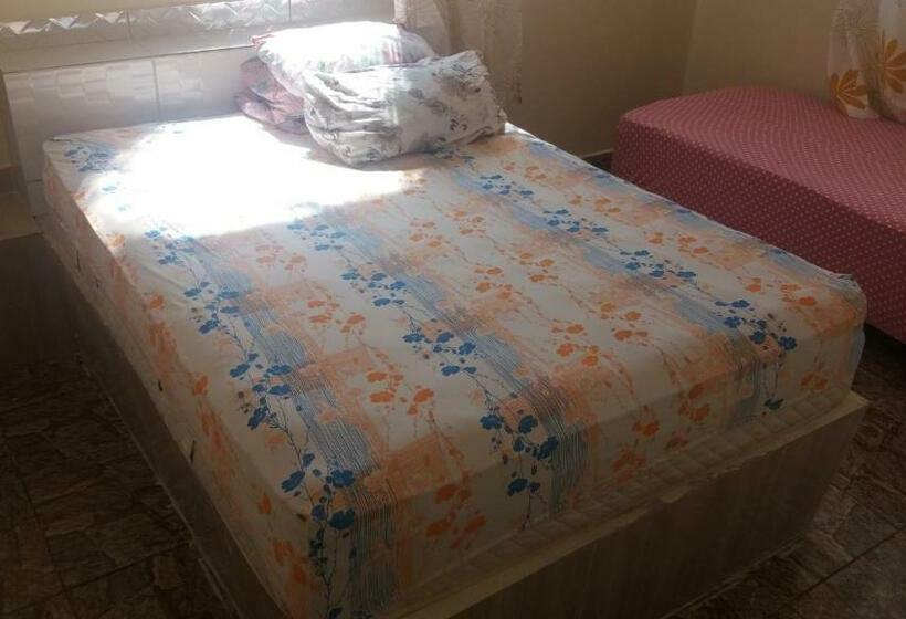 Aparthotel Família Meireles