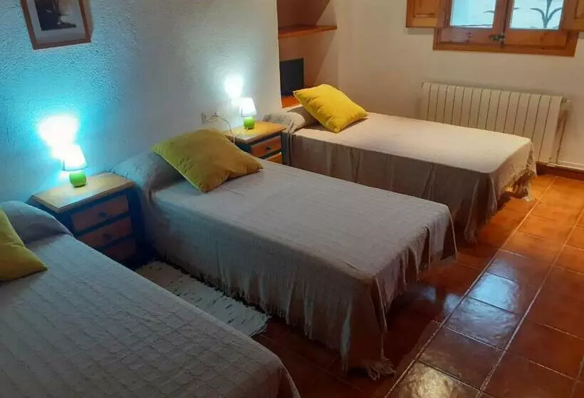 ベッドアンドブレックファースト Cal Calau Vegà